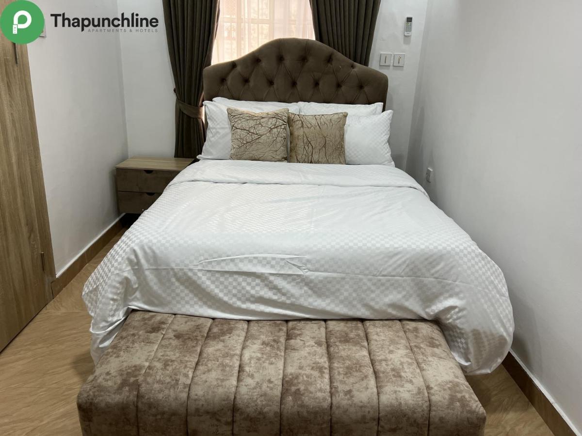 Thapunchline Hotels Ikeja Ngoại thất bức ảnh